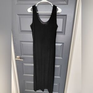 🌟 Chic Black Sleeveless Maxi Dress